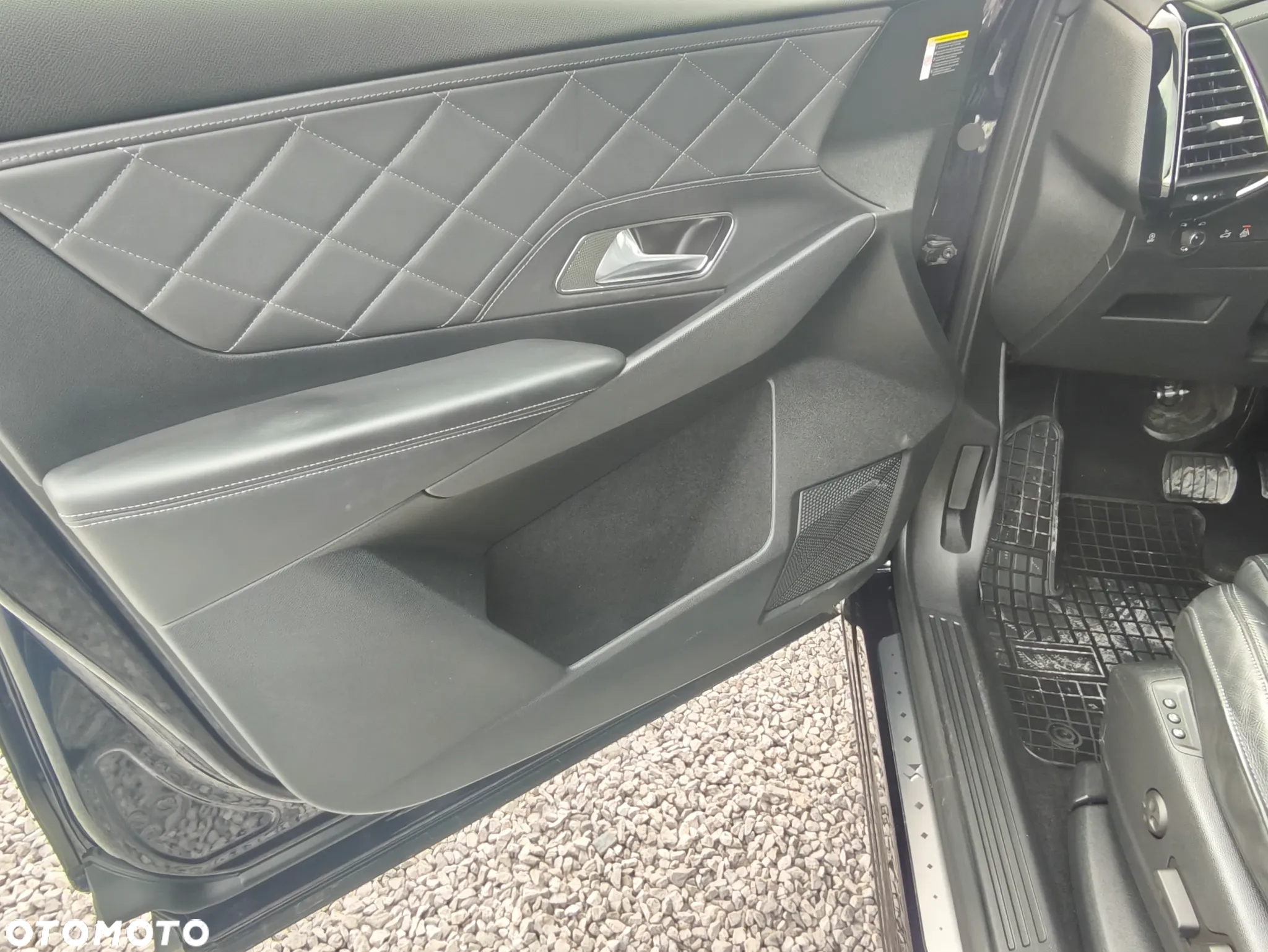 DS Automobiles DS 7 Crossback 2.0 BlueHDi Grand Chic - 25