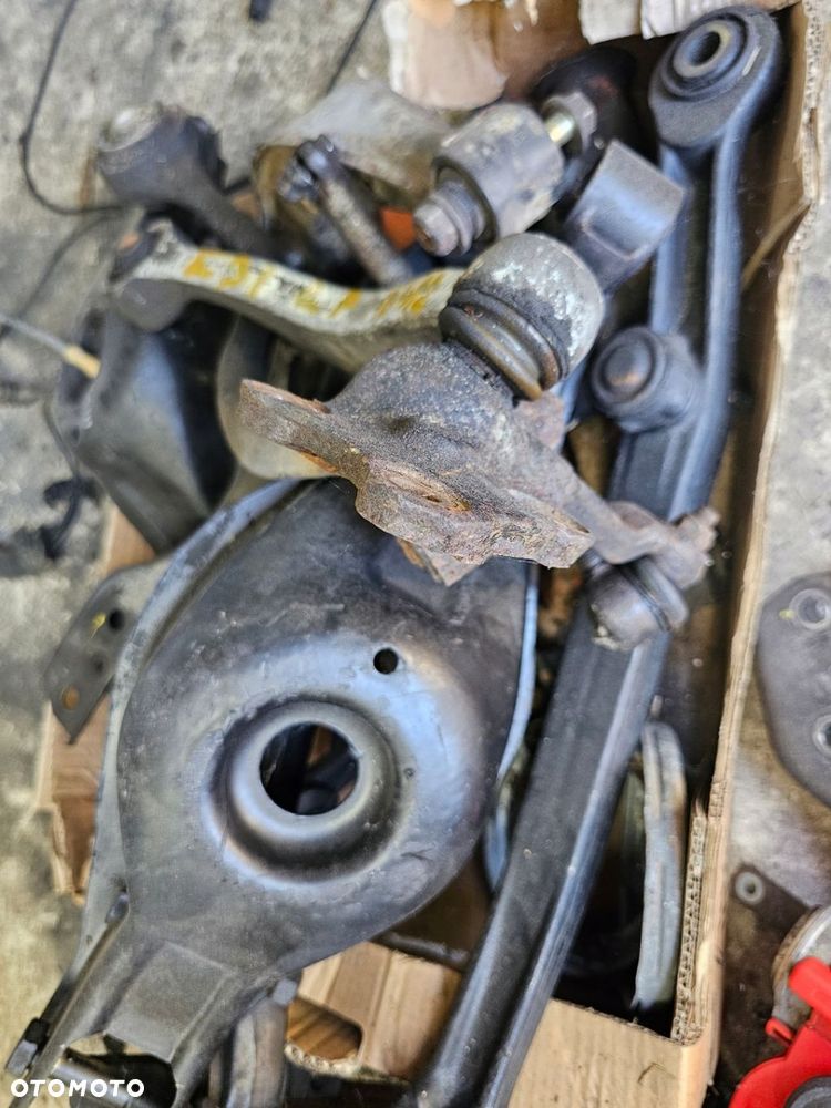 WAHACZ WAHACZE LEWY PRAWY TYŁ PRZÓD BMW 8 E31 840 850 - 2