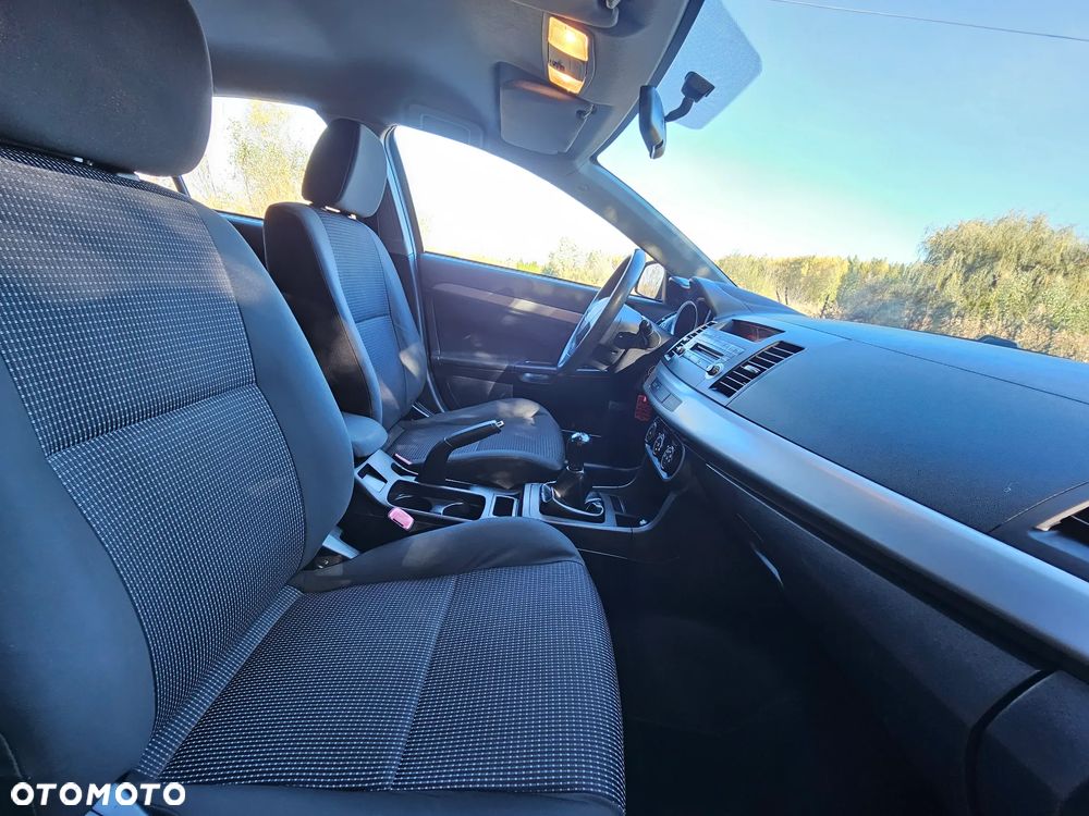 Mitsubishi Lancer 1.8 Instyle - 30