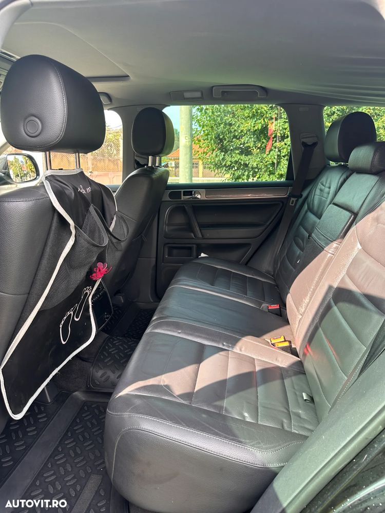 Volkswagen Touareg ver-3-0-v6-tdi-aut- - 12