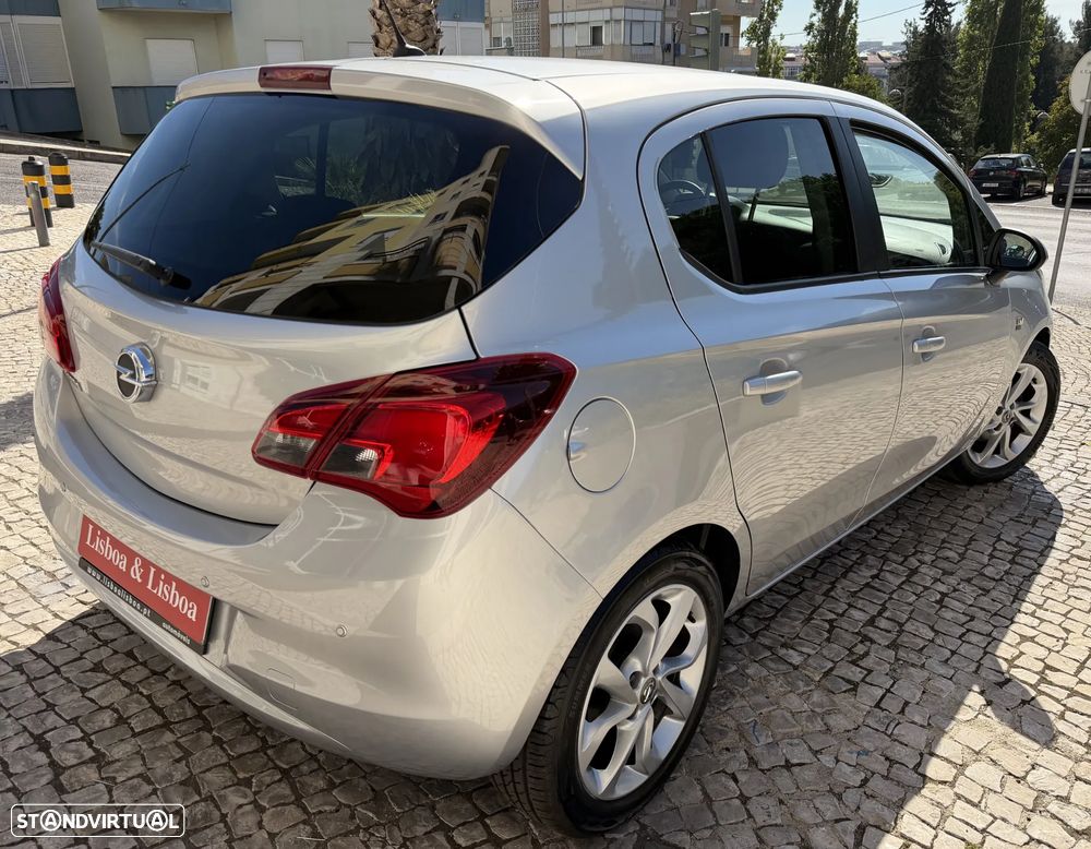 Opel Corsa 1.2 120 Anos - 4
