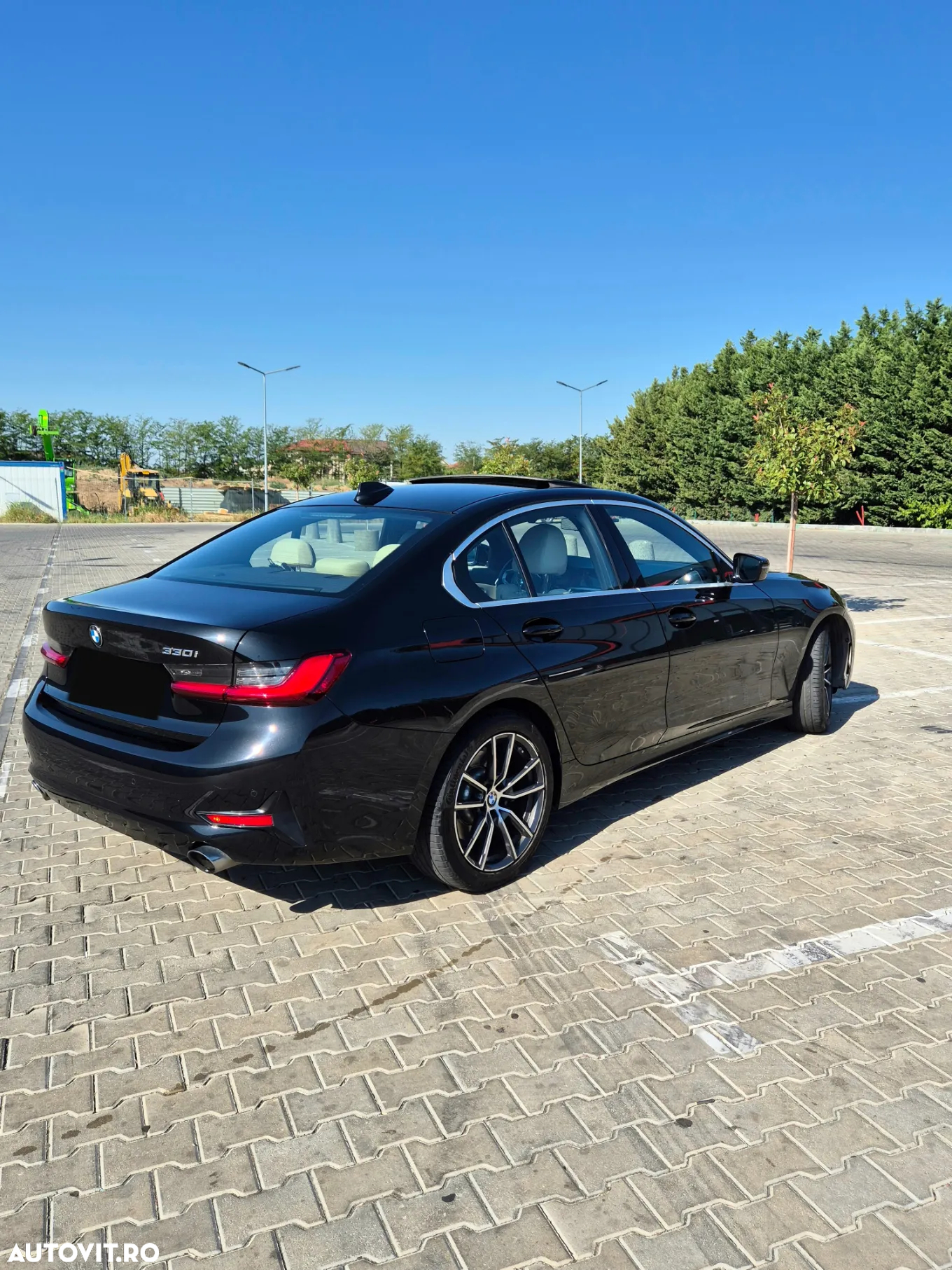 BMW Seria 3 330i AT Sport Line - 4