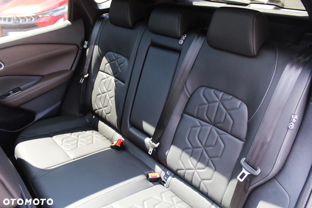 Nissan Qashqai 1.3 DIG-T MHEV Xtronic Tekna - 11