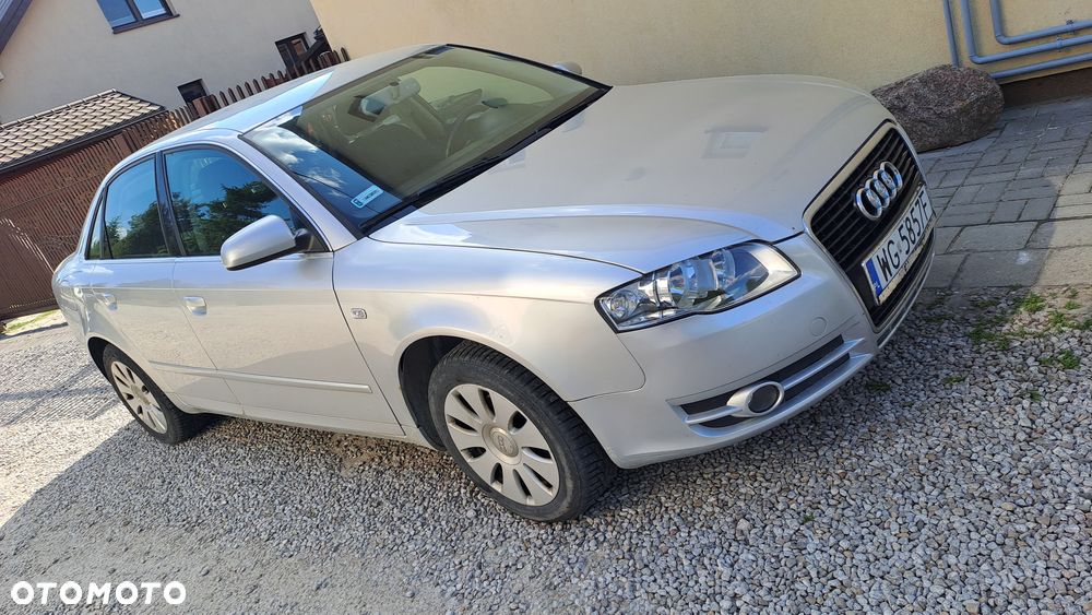 Audi A4 Limousine