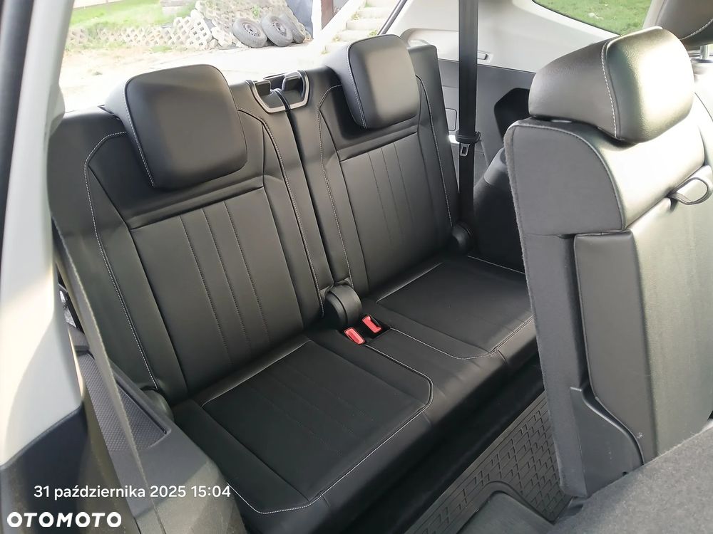 Volkswagen Tiguan Allspace - 9