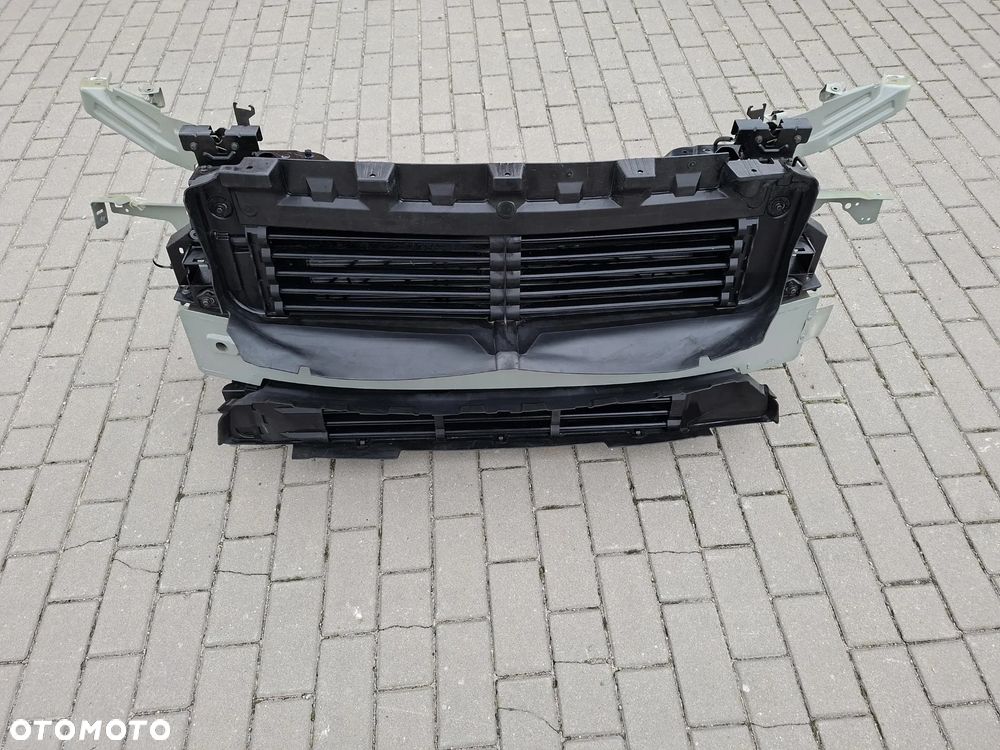 pas przod przedni belka wzmocnienie chlodnice volvo xc40
