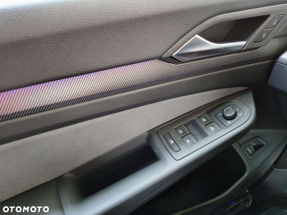 Volkswagen Golf Variant 2.0 TSI 4Motion R - 23