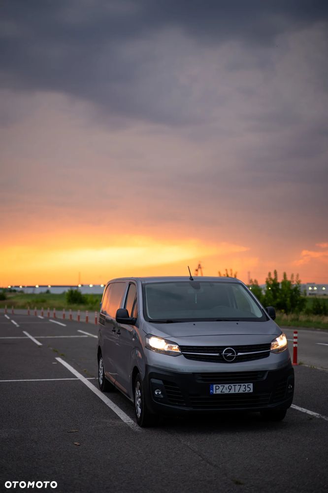 Opel Vivaro - 34