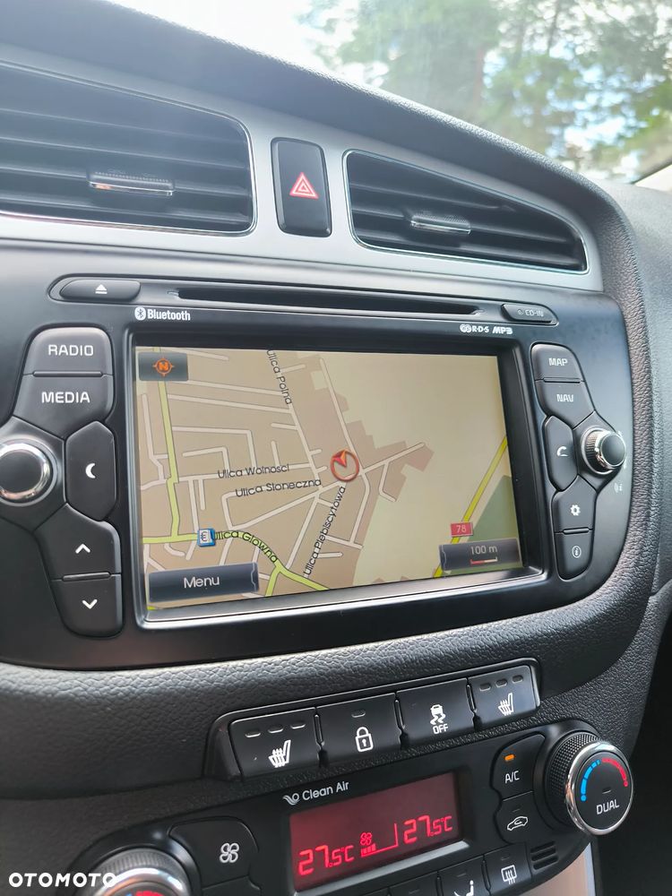 Kia Ceed 1.6 CRDi 128 Platinum Edition - 24