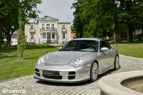Porsche 911 Carrera