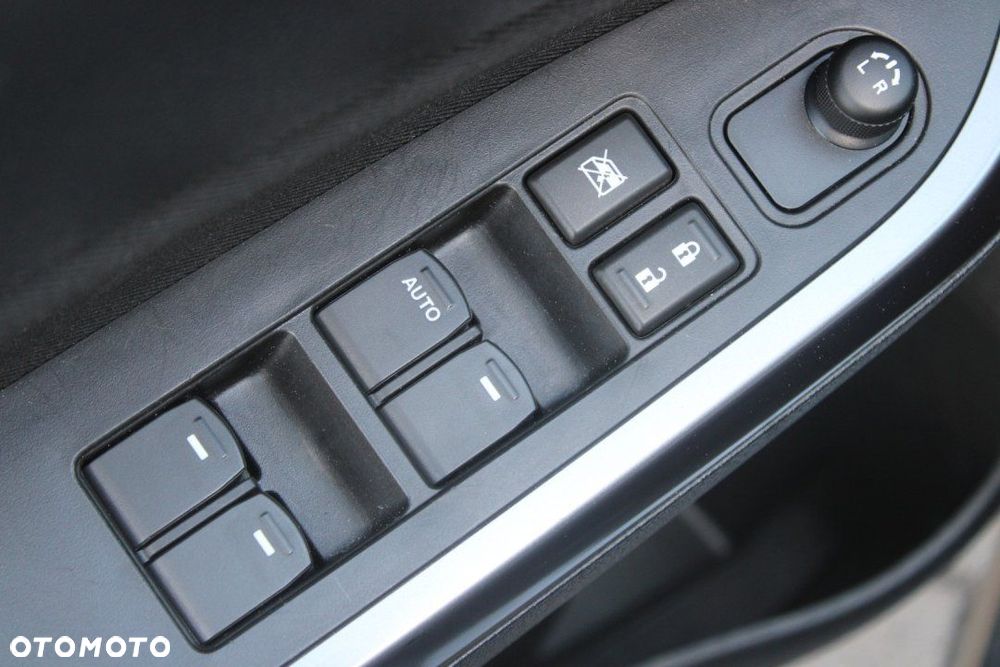 Suzuki Vitara - 20