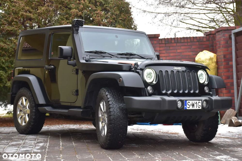 Jeep Wrangler - 1