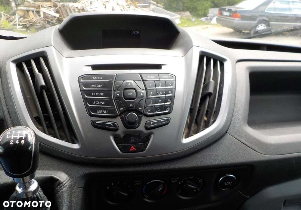Ford Transit - 25