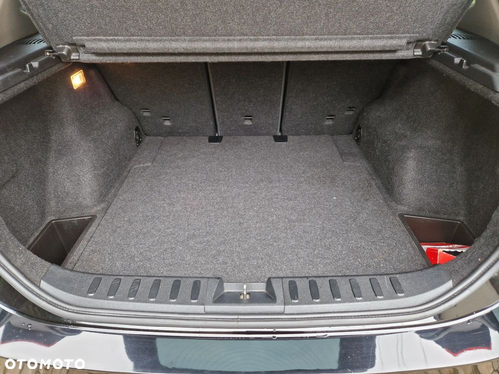 BMW X1 xDrive18d Sport Line - 16