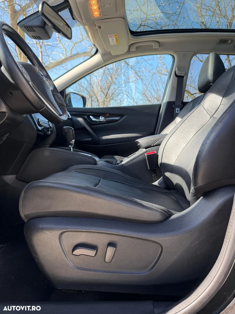 Nissan Qashqai 1.6 DCI Xtronic TEKNA - 21