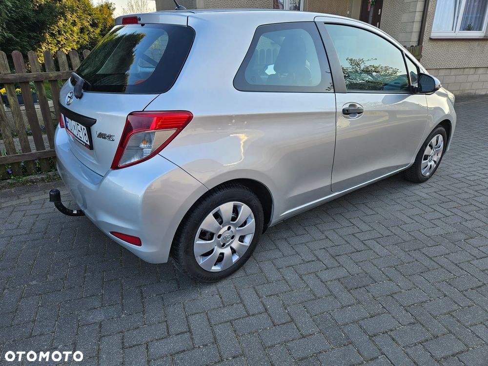Toyota Yaris 1.0 VVT-i Life - 4