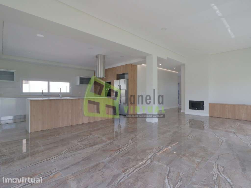 Moradia Isolada T5 Nova com Piscina | Azeitão - Grande imagem: 5/44