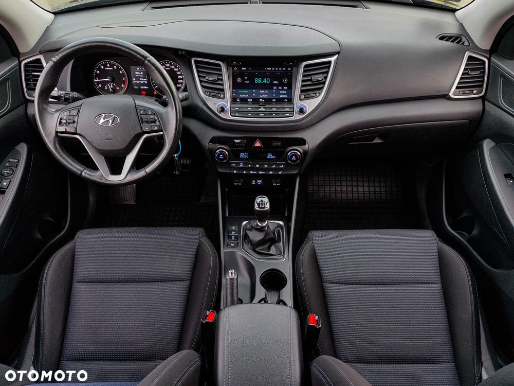 Hyundai Tucson 1.6 GDI BlueDrive Comfort 2WD - 11