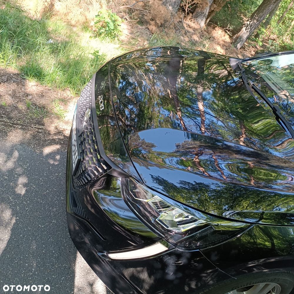 Peugeot 208 PureTech 100 Allure - 11