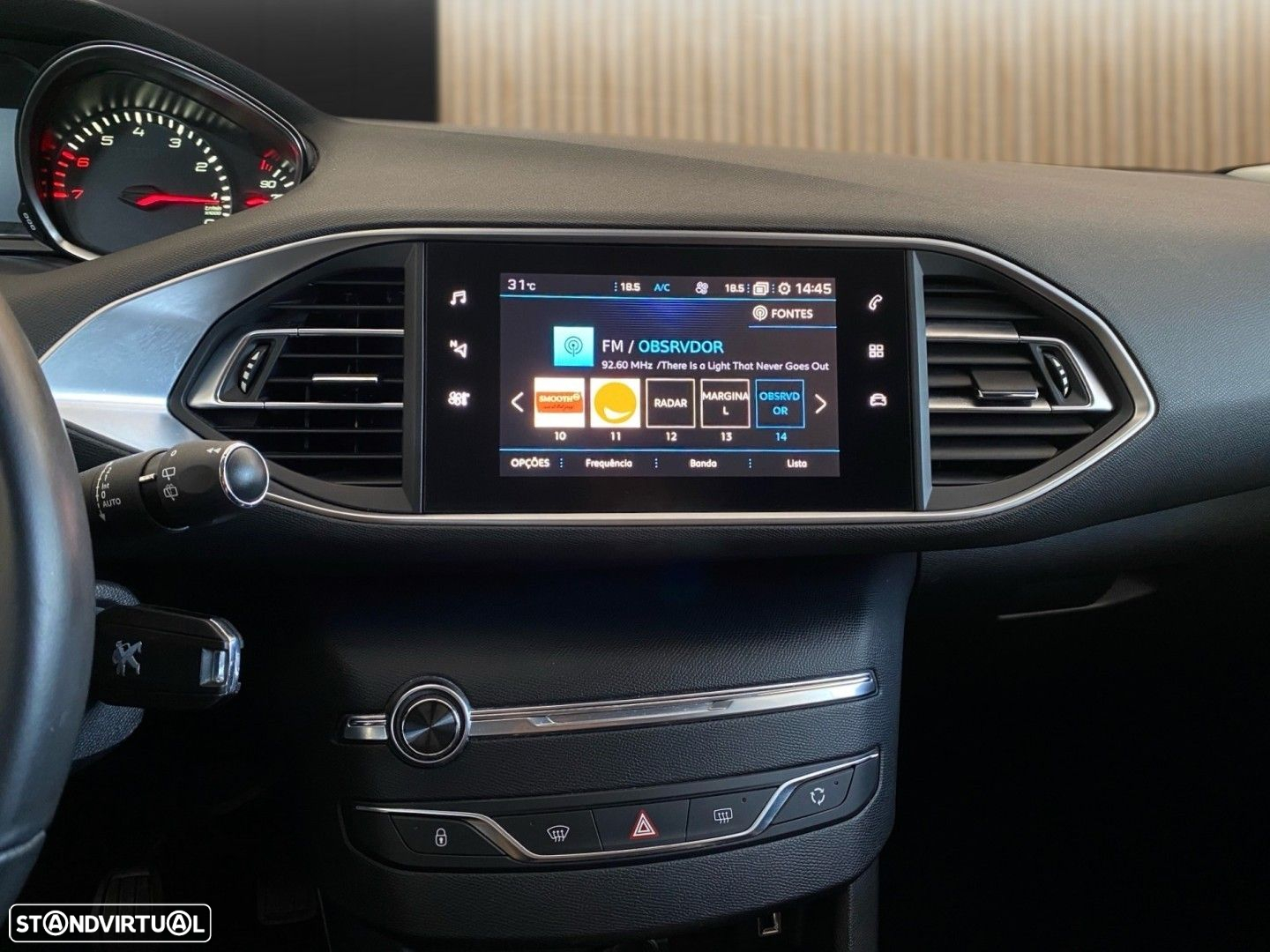 Peugeot 308 1.2 PureTech Style - 4