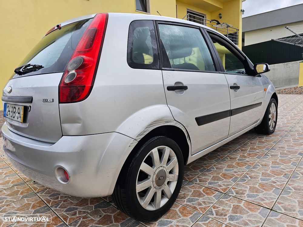 Ford Fiesta - 6
