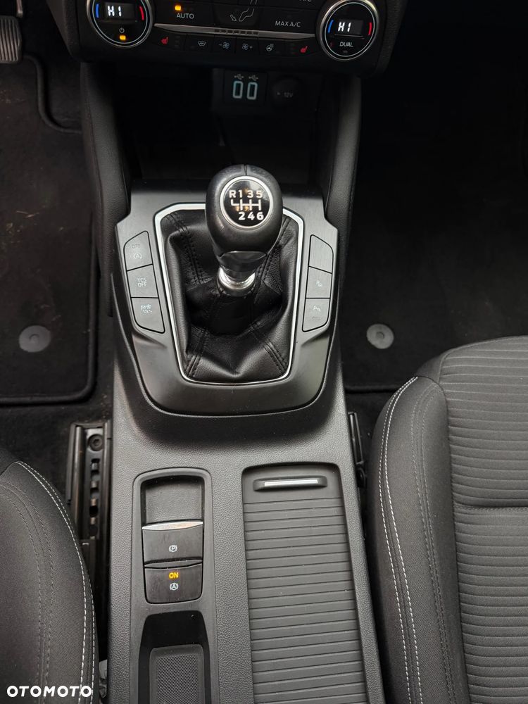 Ford Focus - 21