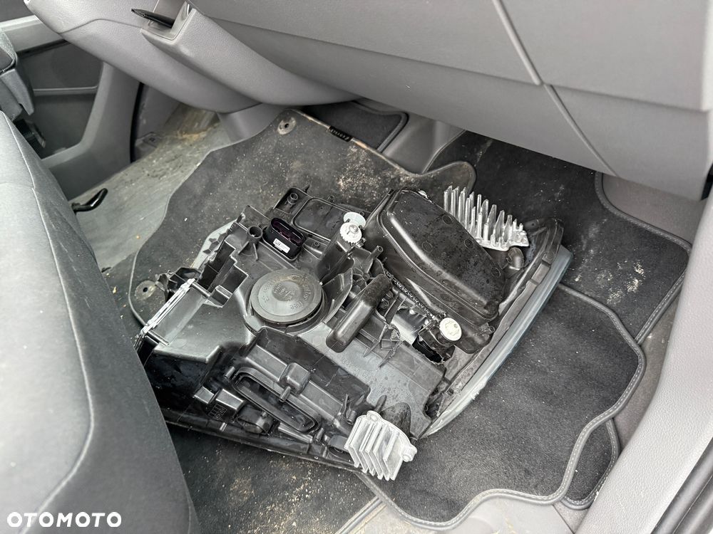 Volkswagen Crafter - 28