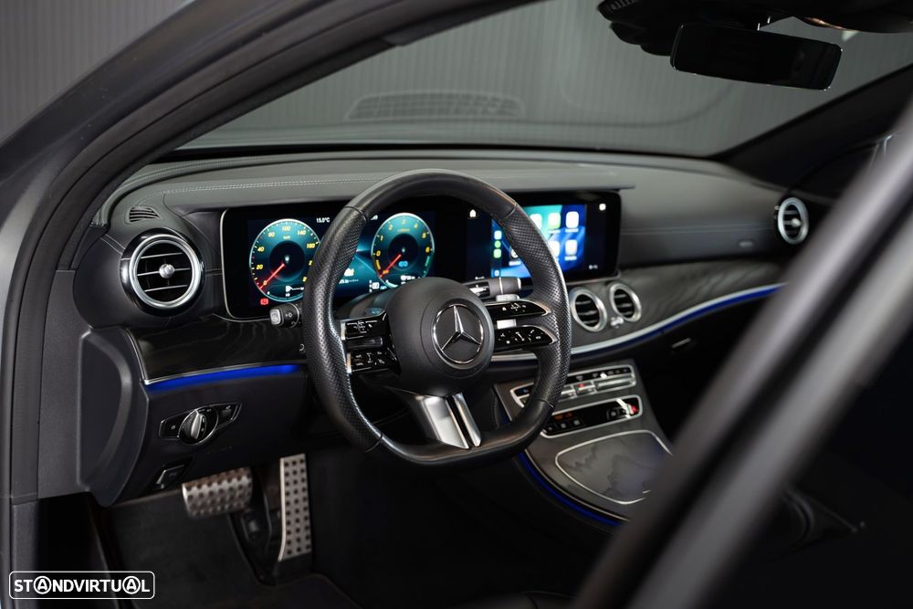 Mercedes-Benz E 300 - 23