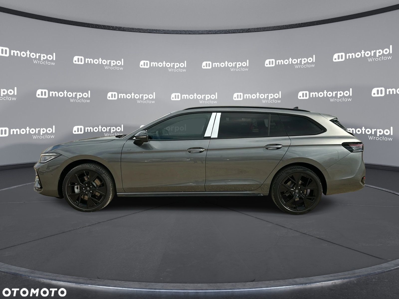 Volkswagen Passat - 3