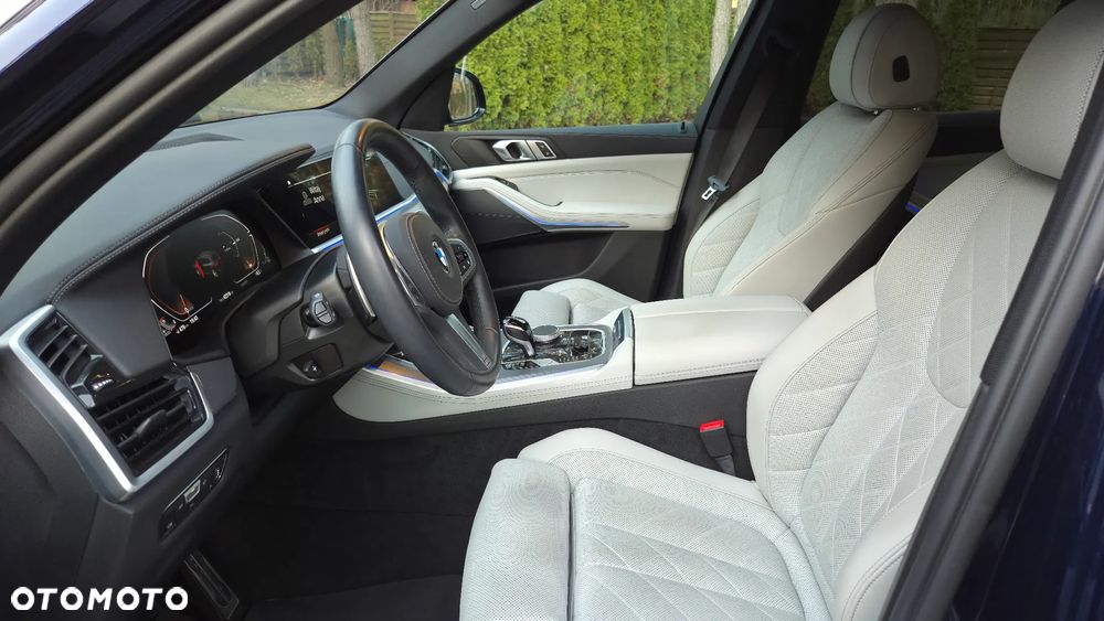 BMW X5 xDrive30d - 14