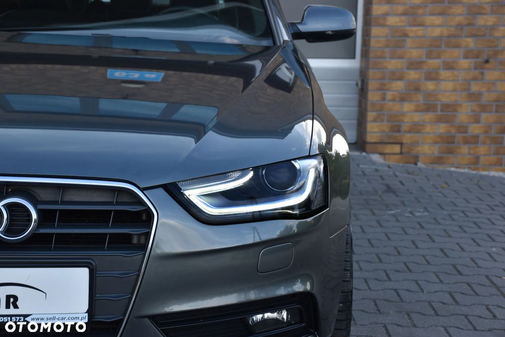 Audi A4 Avant 2.0 TDI DPF multitronic S line Sportpaket - 37