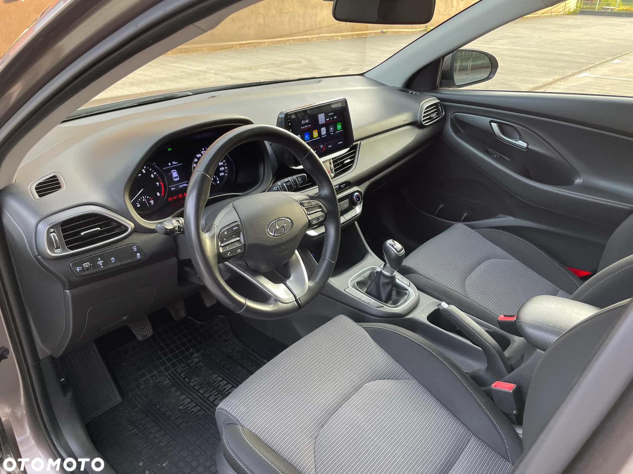 Hyundai i30 1.5 DPI Classic + - 21