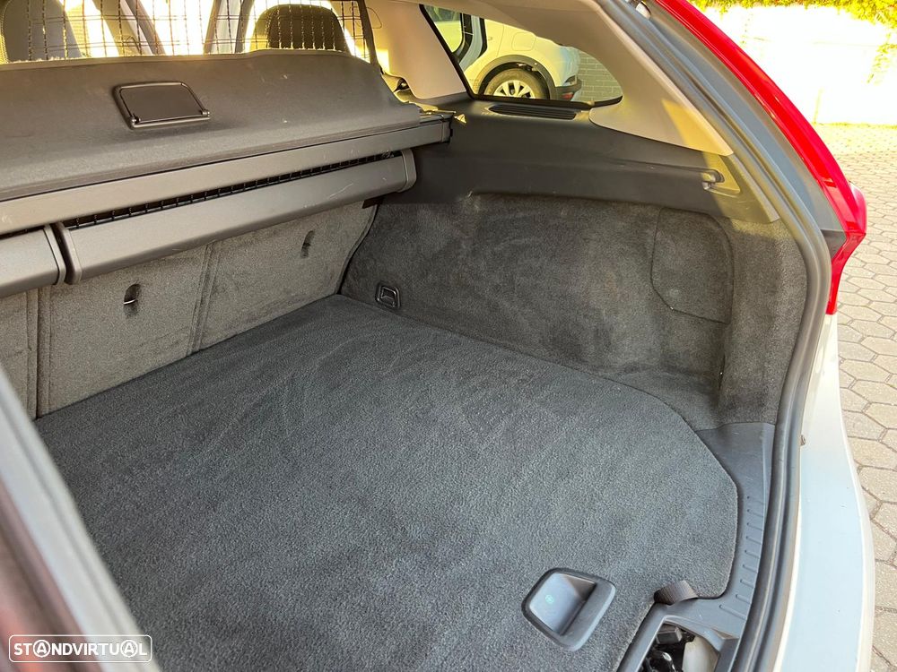 Volvo V60 D2 Edition - 21