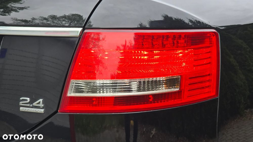 Audi A6 ver-2-4-quattro - 15