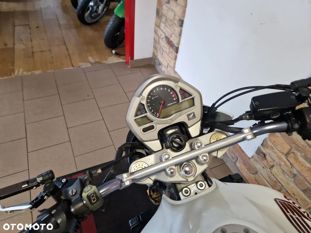 Honda Hornet - 13