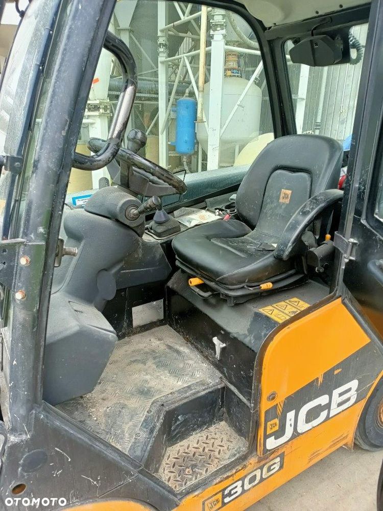 JCB TLT 30 G Teletruk - 11