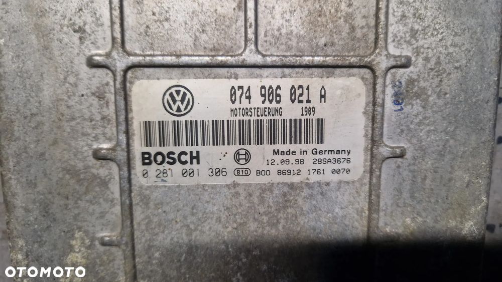 VOLKSWAGEN TRANSPORTER T40 2.5 TDI STEROWNIK SILNIKA 074906021A - 2