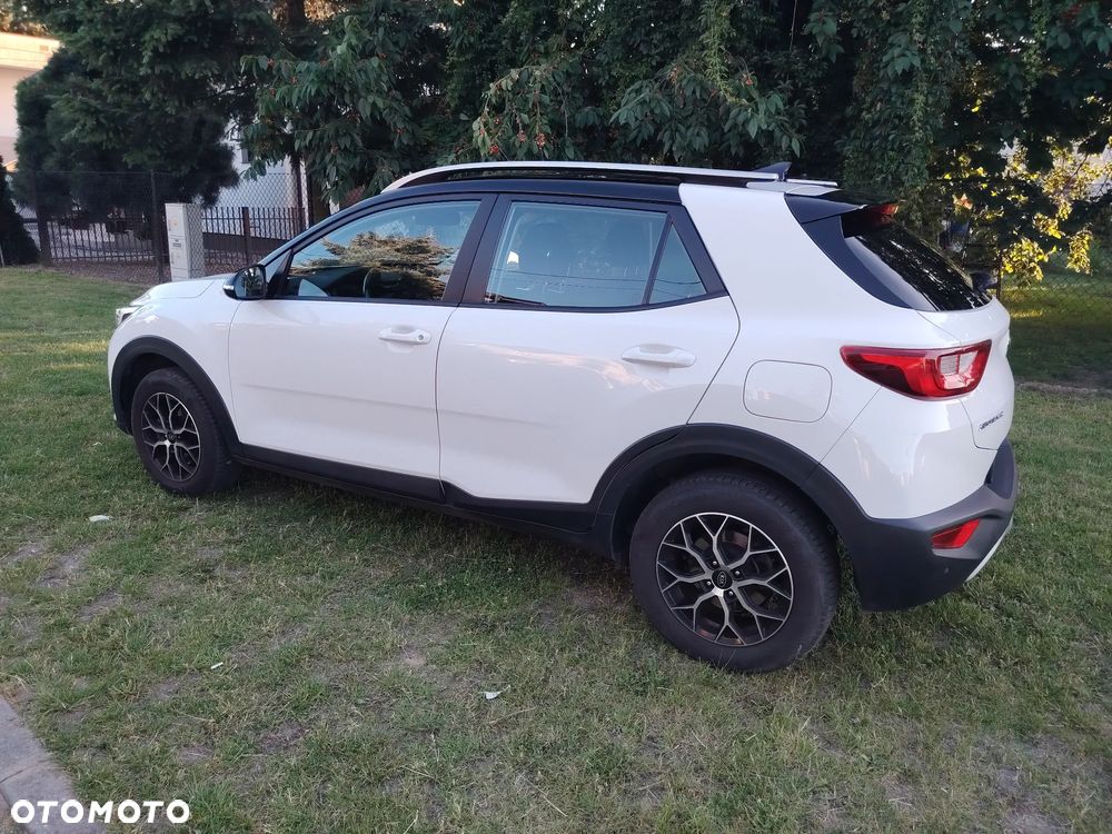 Kia Stonic 1.2 L - 5