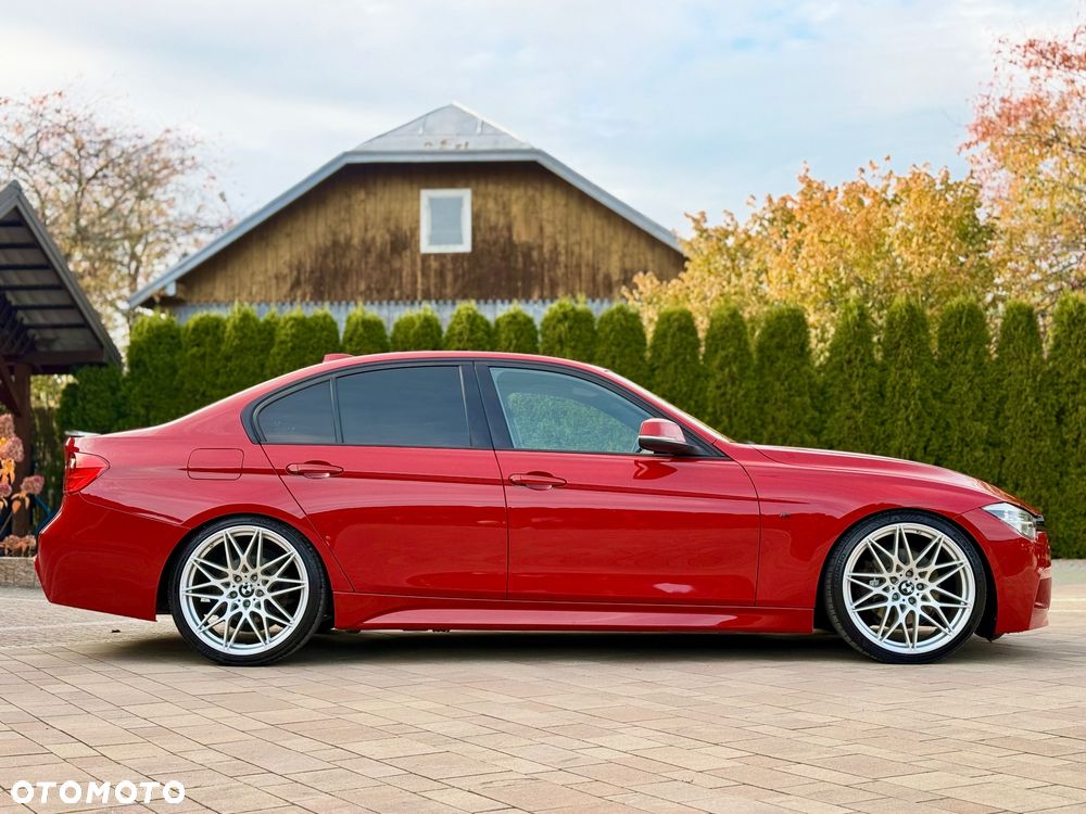 BMW Seria 3 325d M Sport - 13
