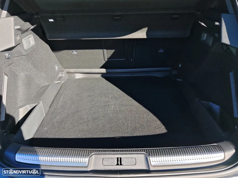 DS DS7 1.5 BlueHDi Performance Line EAT8 - 13