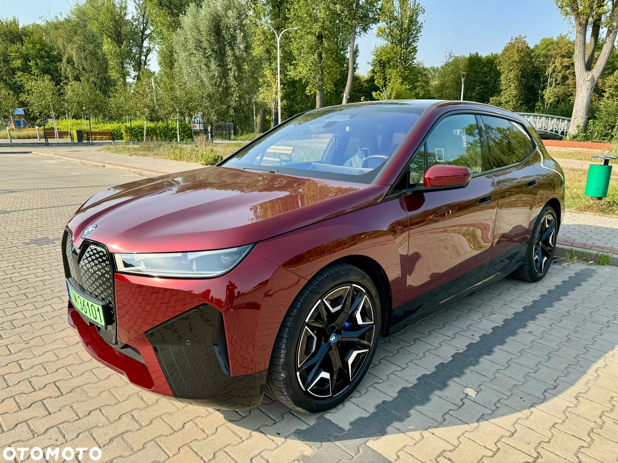 BMW iX xDrive40 76.6kWh Signature - 5