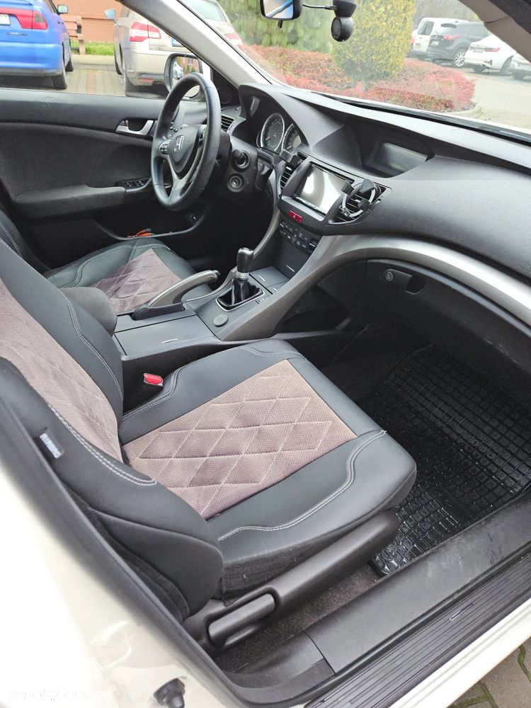 Honda Accord 2.0 Comfort - 21