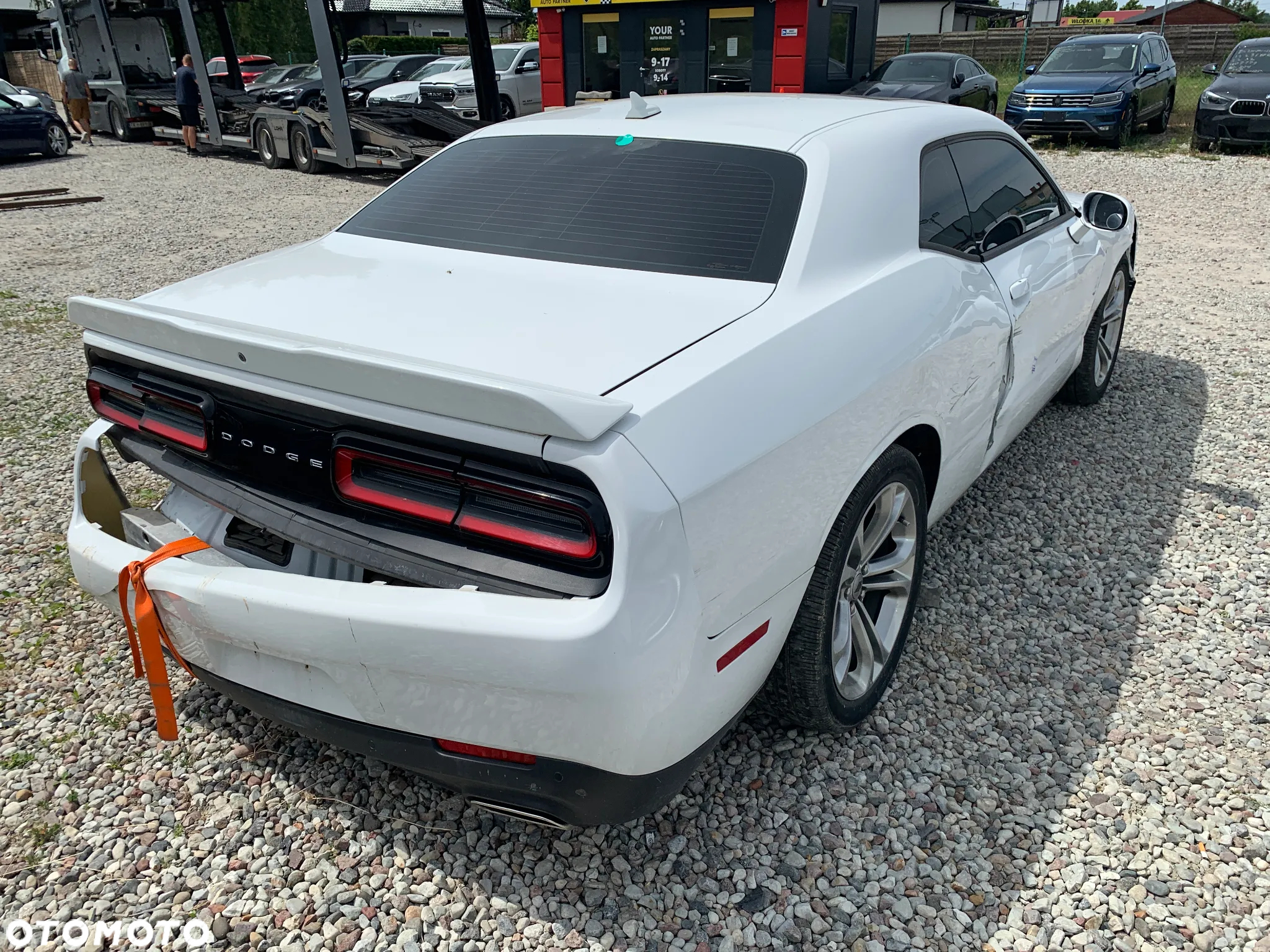 Dodge Challenger Automatik SXT Plus - 7