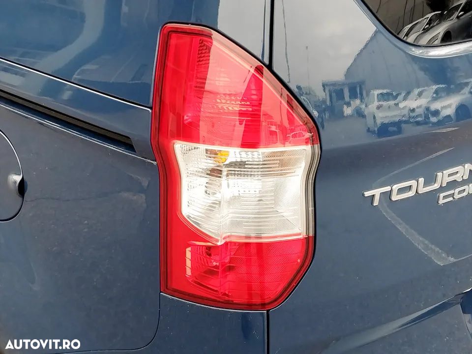 Ford Tourneo Courier 1.5 TDCi City - 22