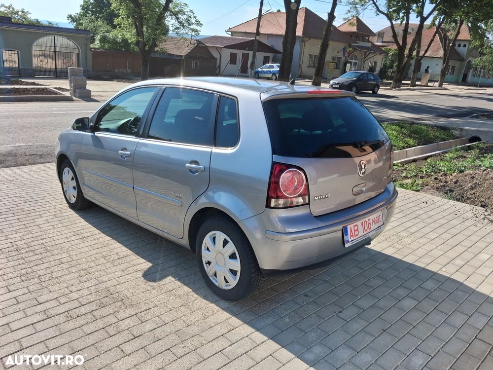 Volkswagen Polo 1.2 Comfortline - 4