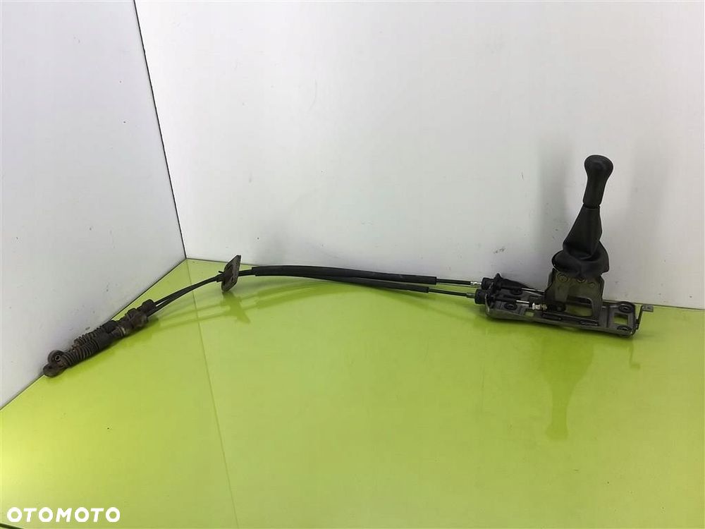 Mechanizm zmiany biegów lewarek Suzuki Liana 2001-2010 1,6 BENZYNA - 1