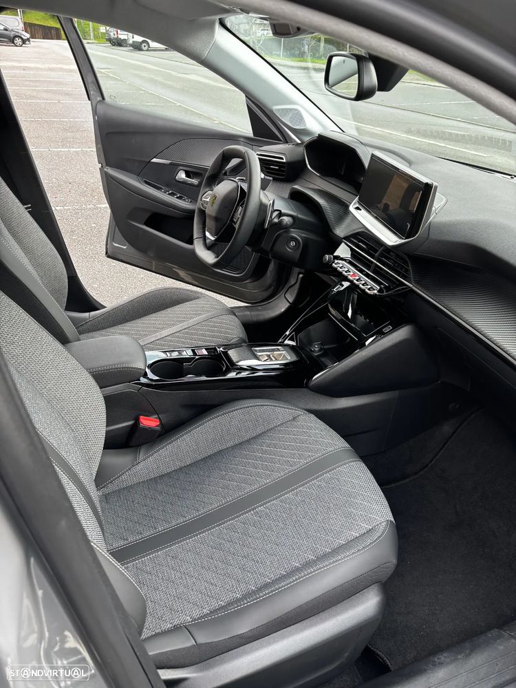 Peugeot 208 1.2 Hybrid Allure e-DCS6 - 2