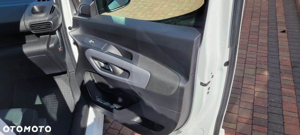 Toyota Proace City Verso Long 1.2 D-4T Family - 8