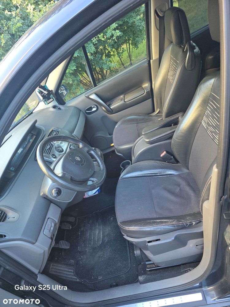 Renault Scenic - 4