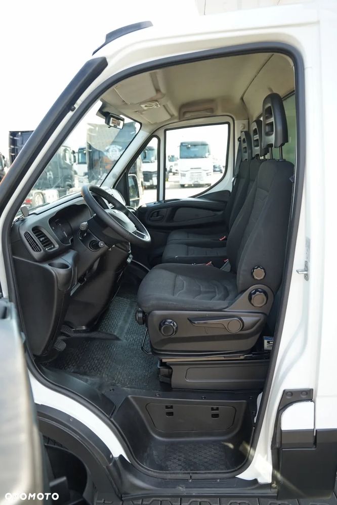 Iveco DAILY 35-130 / CHŁODNIA / MUTITEMPERATURA / 2 X  AGREGAT THERMO KING / SPROWADZONY - 23